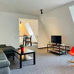 Ramer Tower Apartment In Old Town